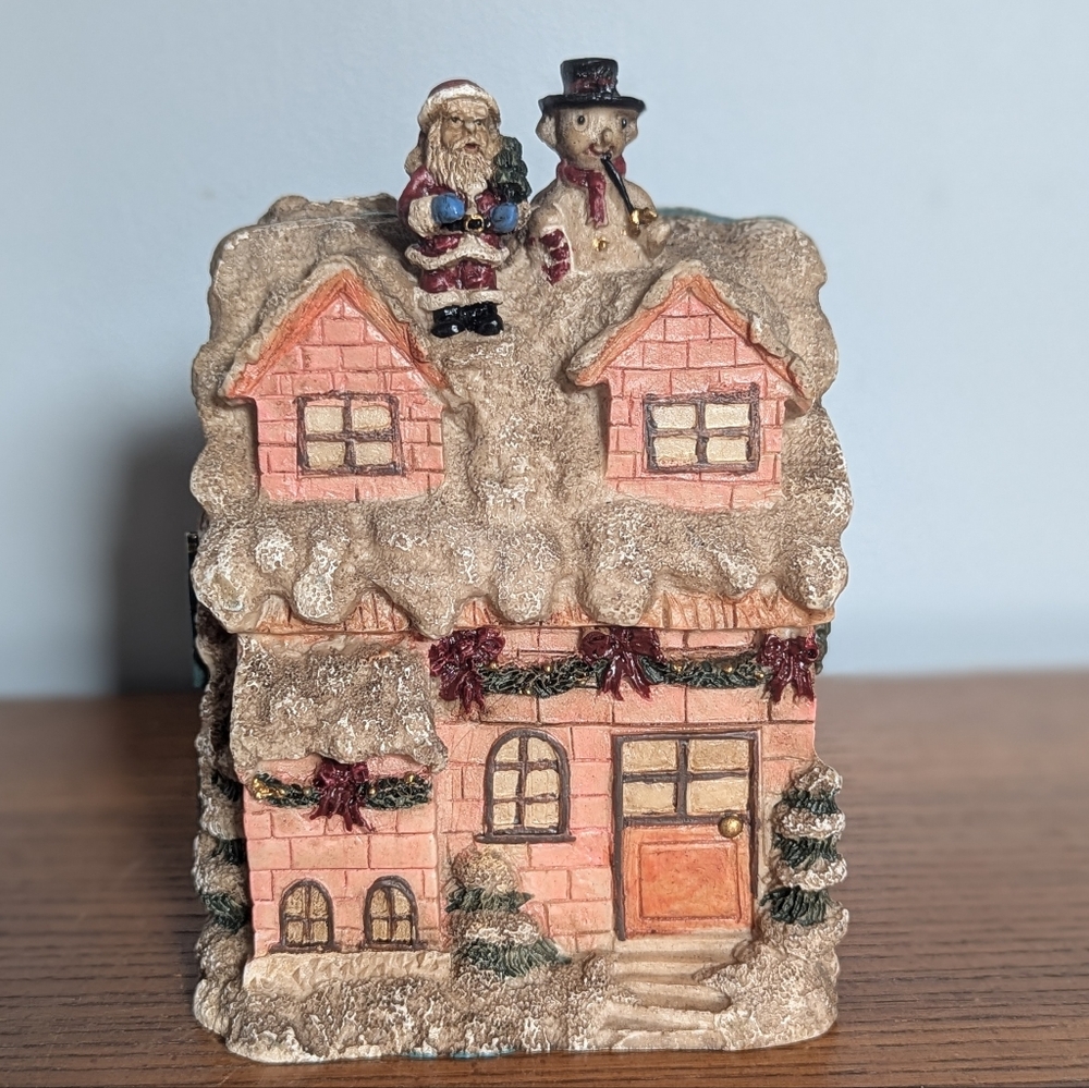 Windsor Collection Vintage‎ Collectible House Figurine with Santa and Snowman